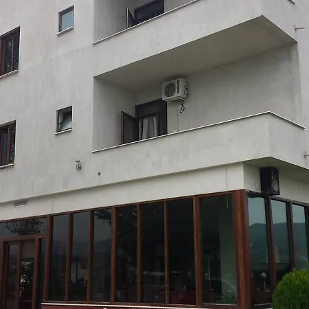 Ermano 3*