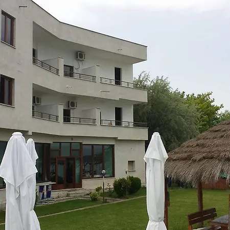 Ermano Hotel Pogradec