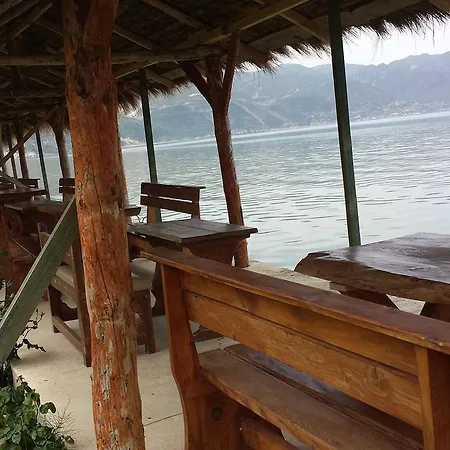 Ermano Otel