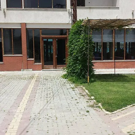 Ermano Otel Pogradaş