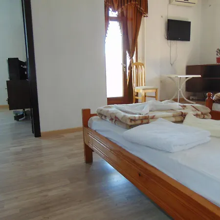 Ermano Hotel 3*